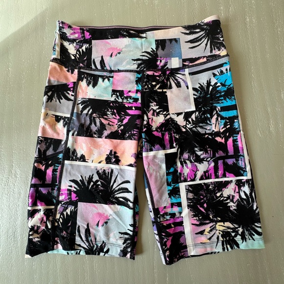 Calvin Klein Multicolor Tropical Print Bike Shorts - Picture 1 of 5